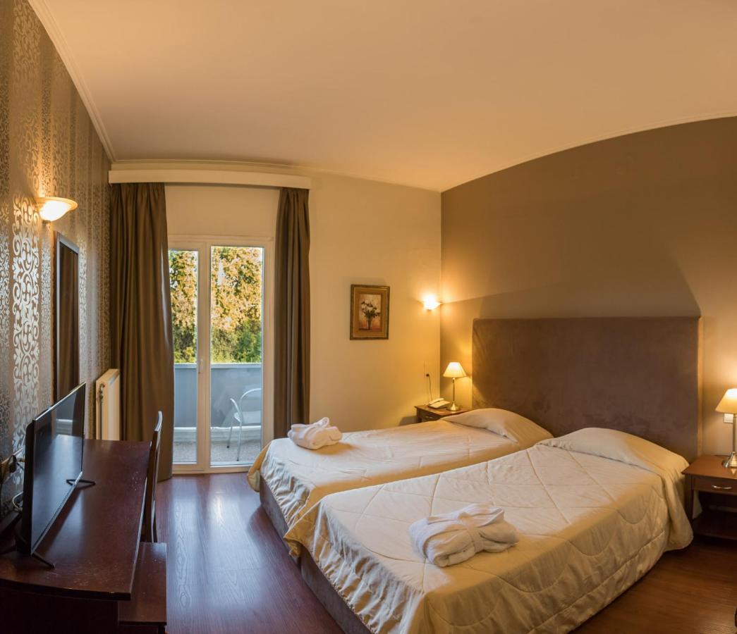 Achillion Hotel Трикала Экстерьер фото